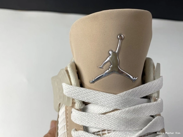 DJ0675-200 4 Air Shimmer Jordan 0529